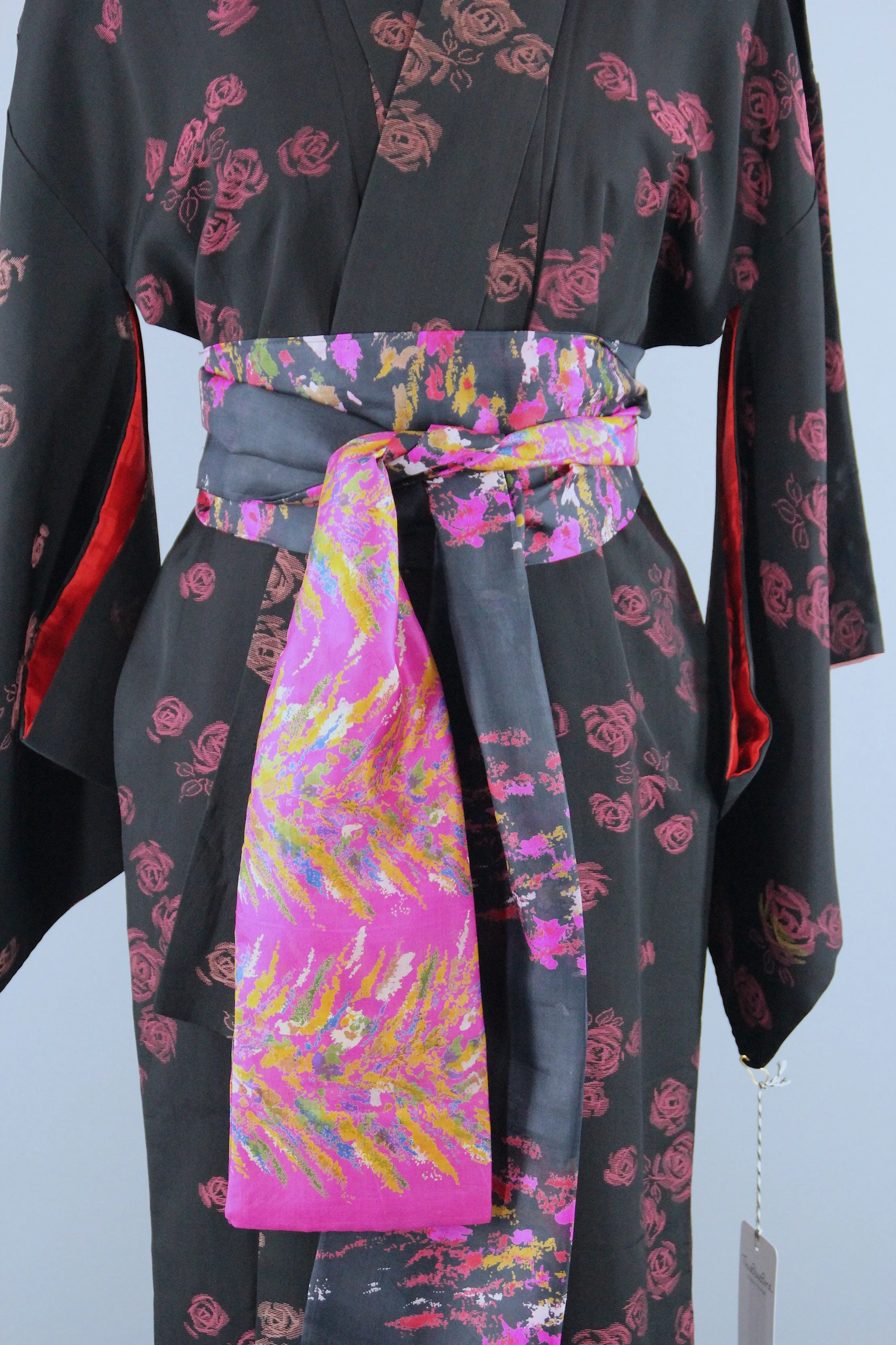 1940s Vintage Silk Kimono Robe / Black Omeshi Rose Floral