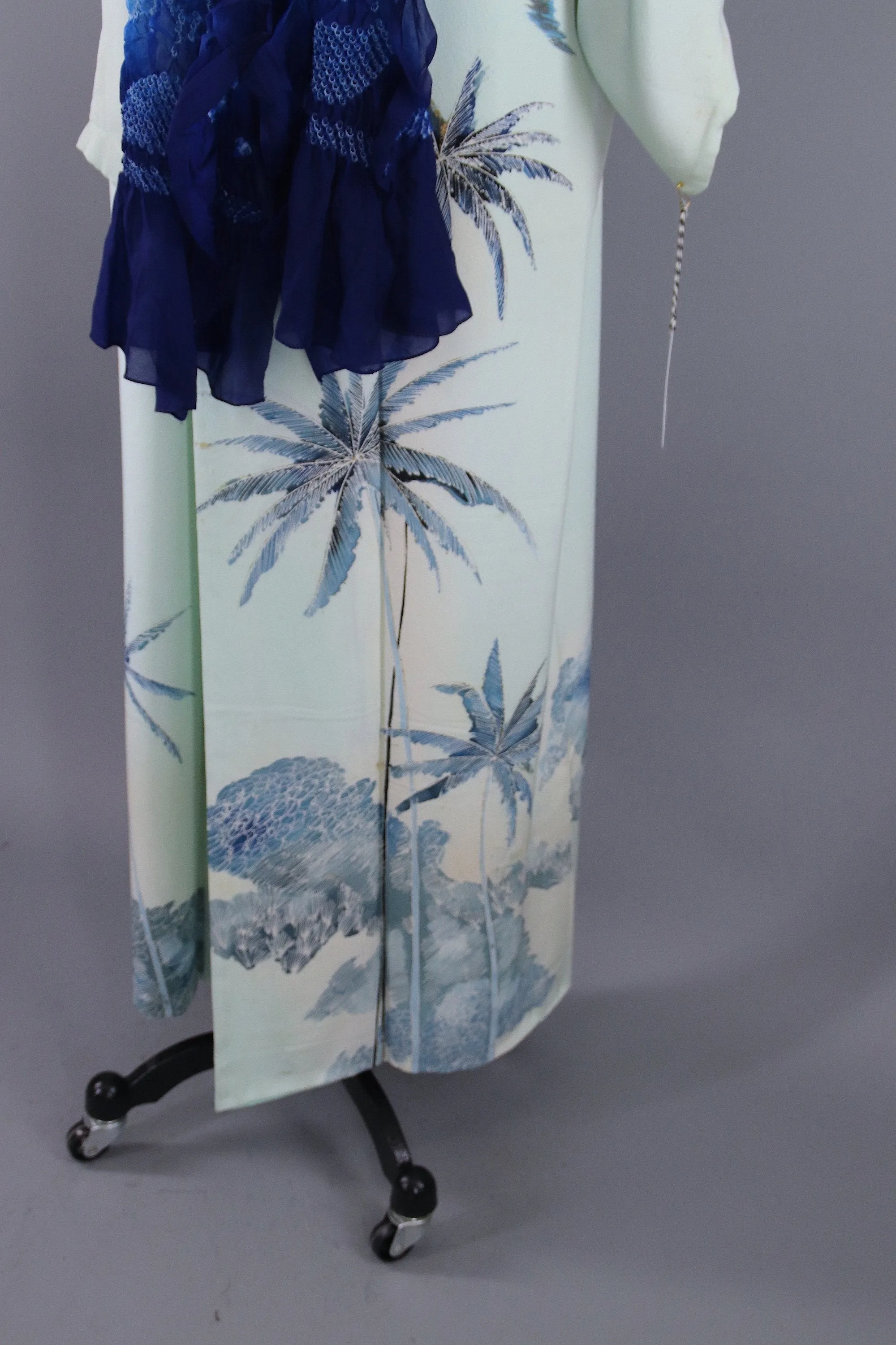 1960s Vintage Silk Kimono Robe / Blue PALM TREES