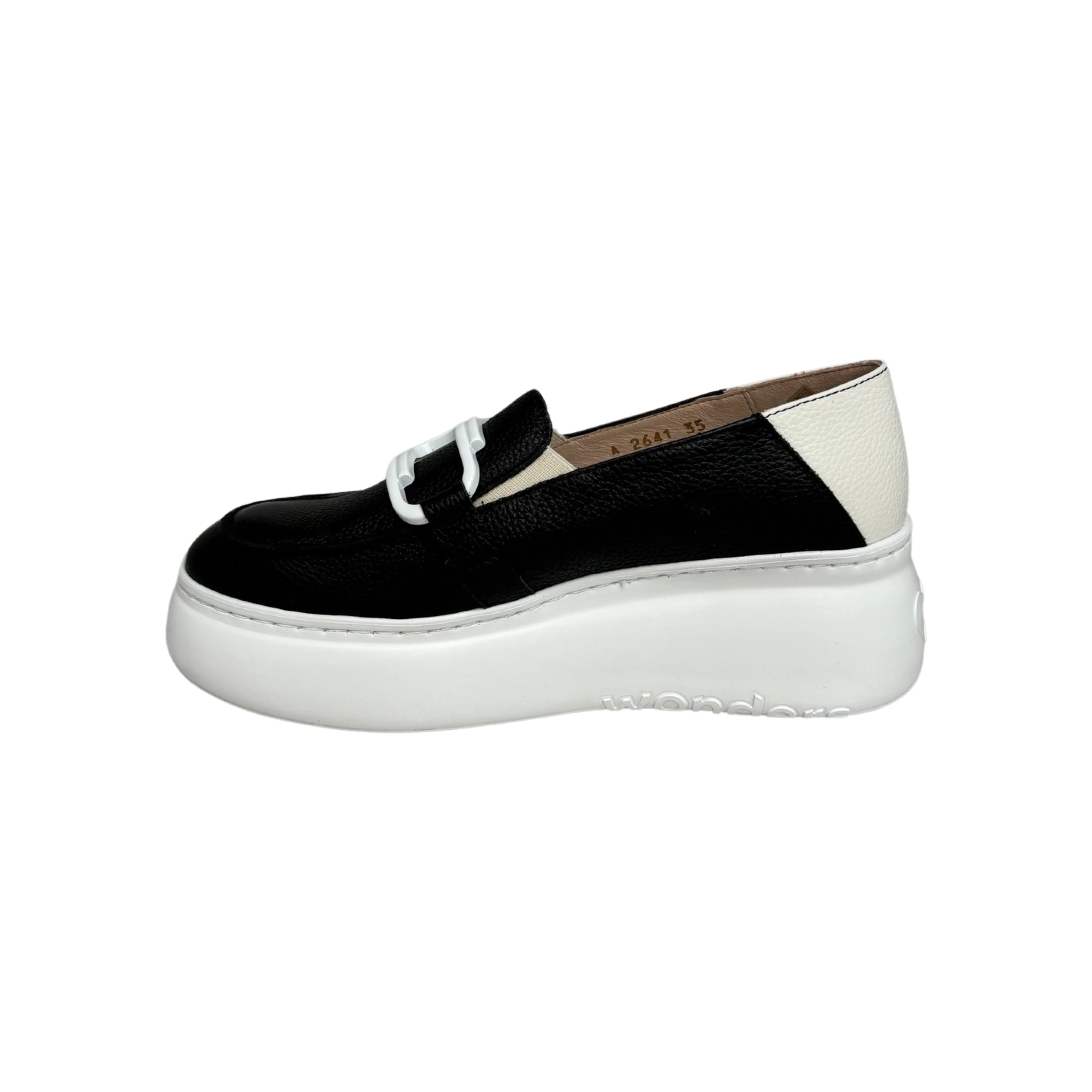 A2641 Black Flatform Loafer