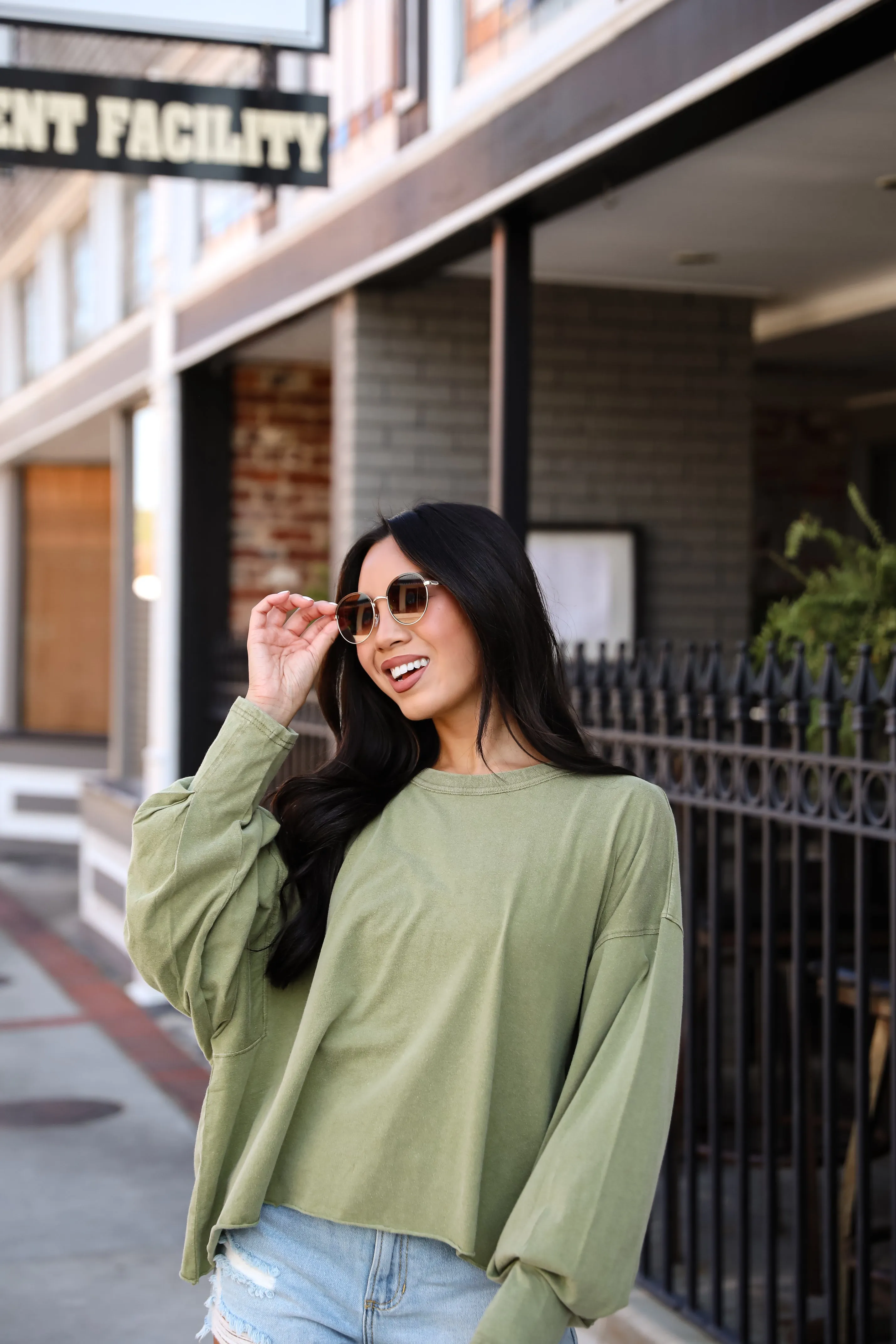 Aubree Cropped Long Sleeve Tee - DU DEAL