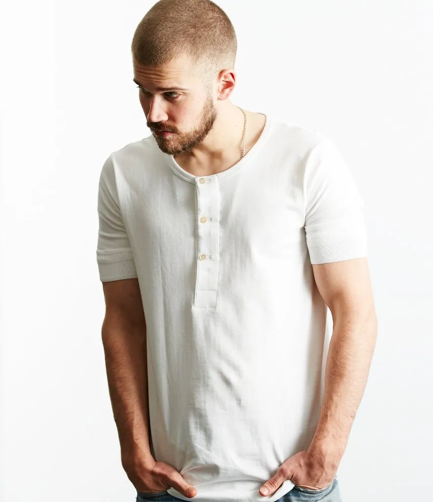 Merz b. Schwanen 207 Short Sleeve Henley - White