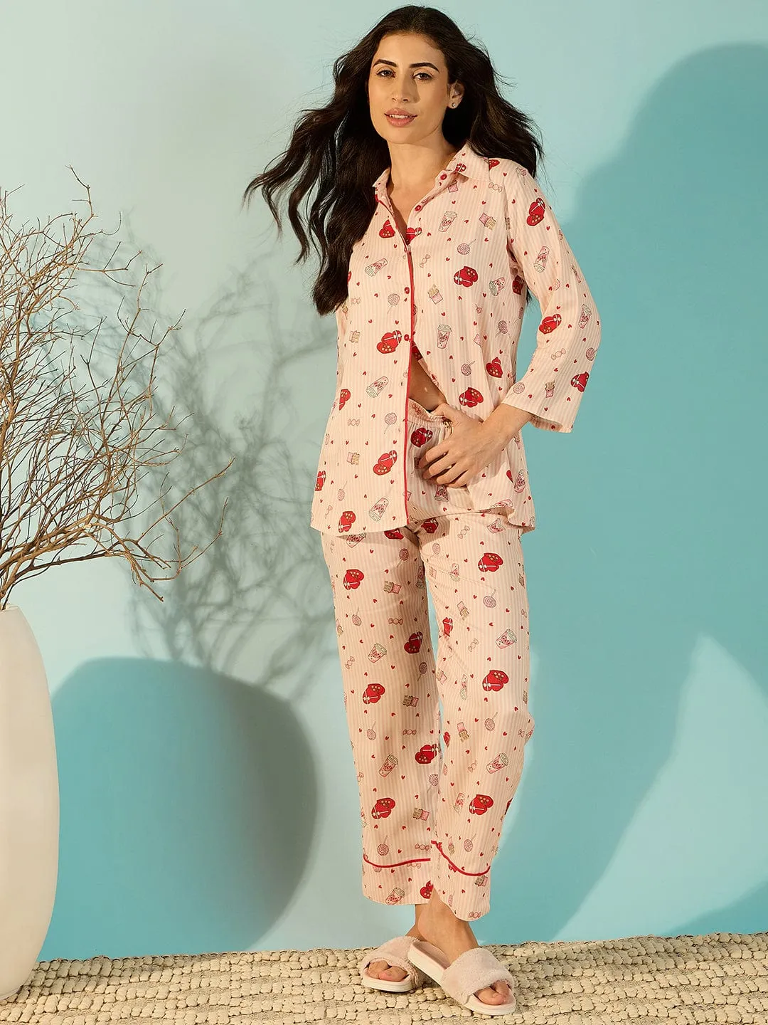 Radiating Red Heart Cotton Chic Pyjama Set For Women