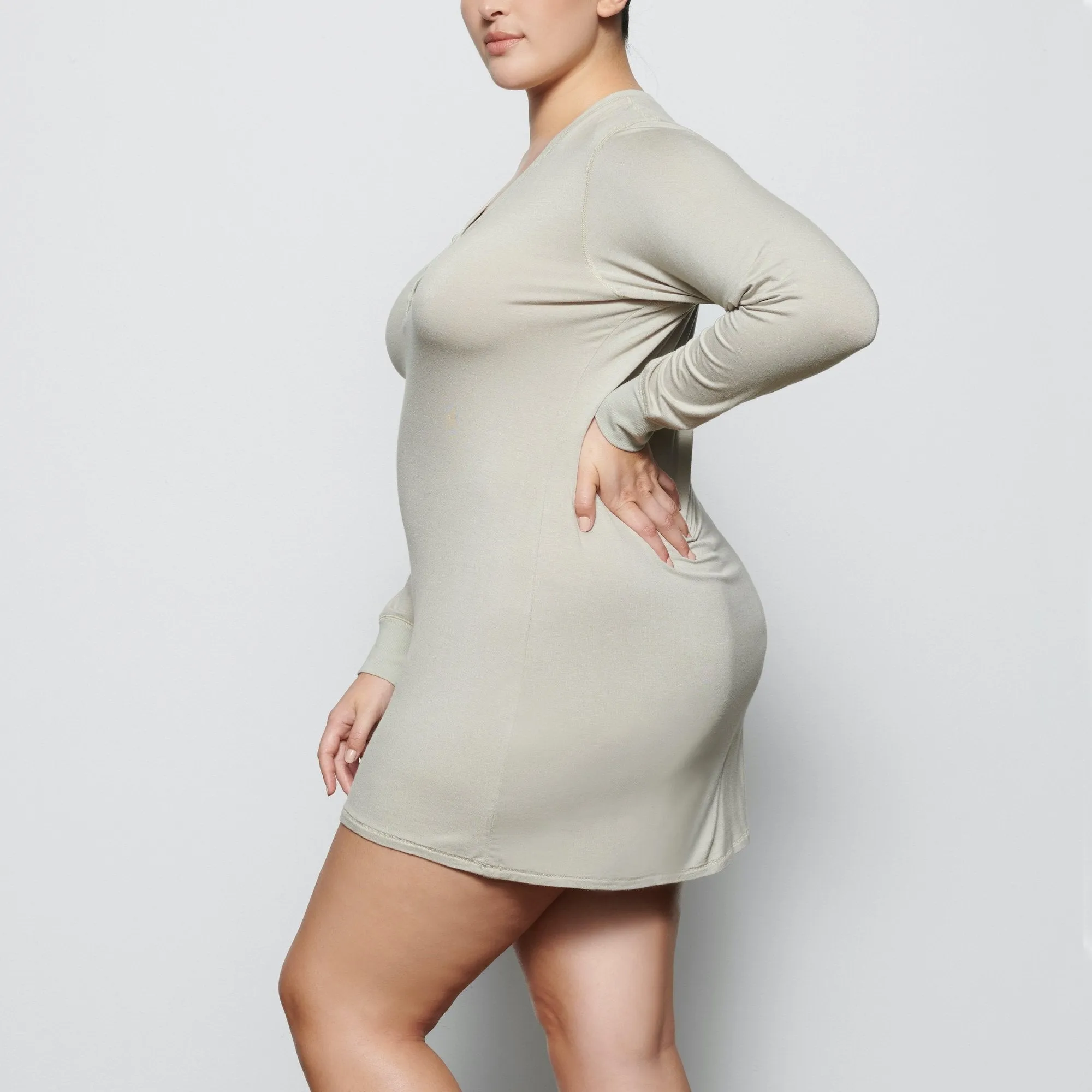 SLEEP HENLEY DRESS | TALC